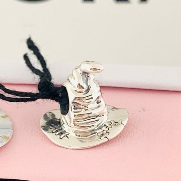 Pandora Harry Potter Sorting Hat Charm - Picture 1 of 4